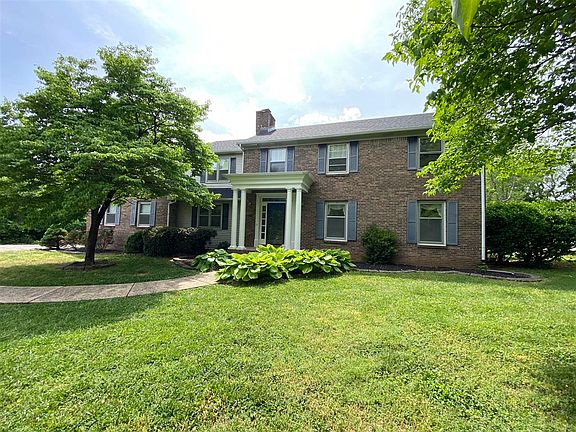 2nd image of 451 Drakesborough Dr