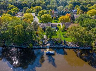7074 River Shore Ln N, Champlin, MN 55316