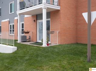3001 S 51st Street Ct Unit 206, Lincoln, NE 68506