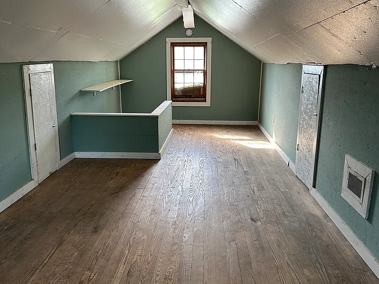 105 Greenleaf St — Photo 16