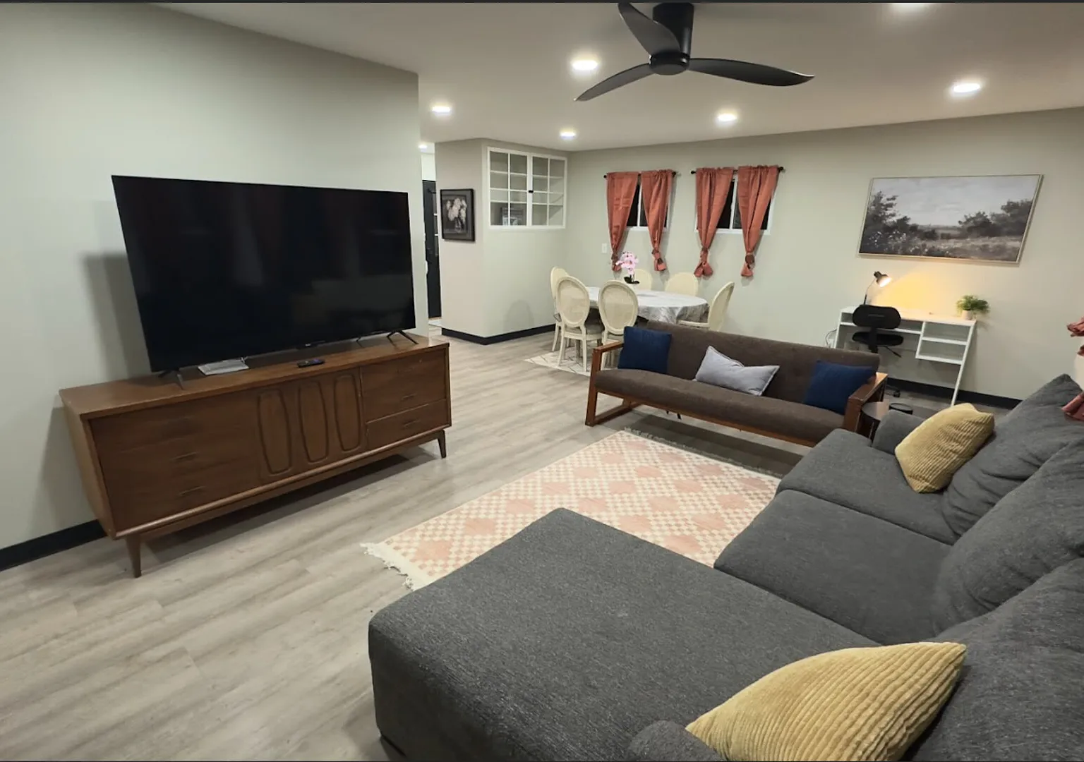 Furnished 3 Bed home in Fort Wayne — Photo 4
