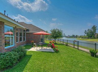 30411 Russell Point Dr, Spring, TX 77386