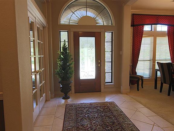 2nd image of 28 Stanford Ct