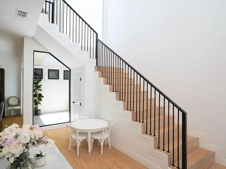 919 Lucia Dr — Photo 7