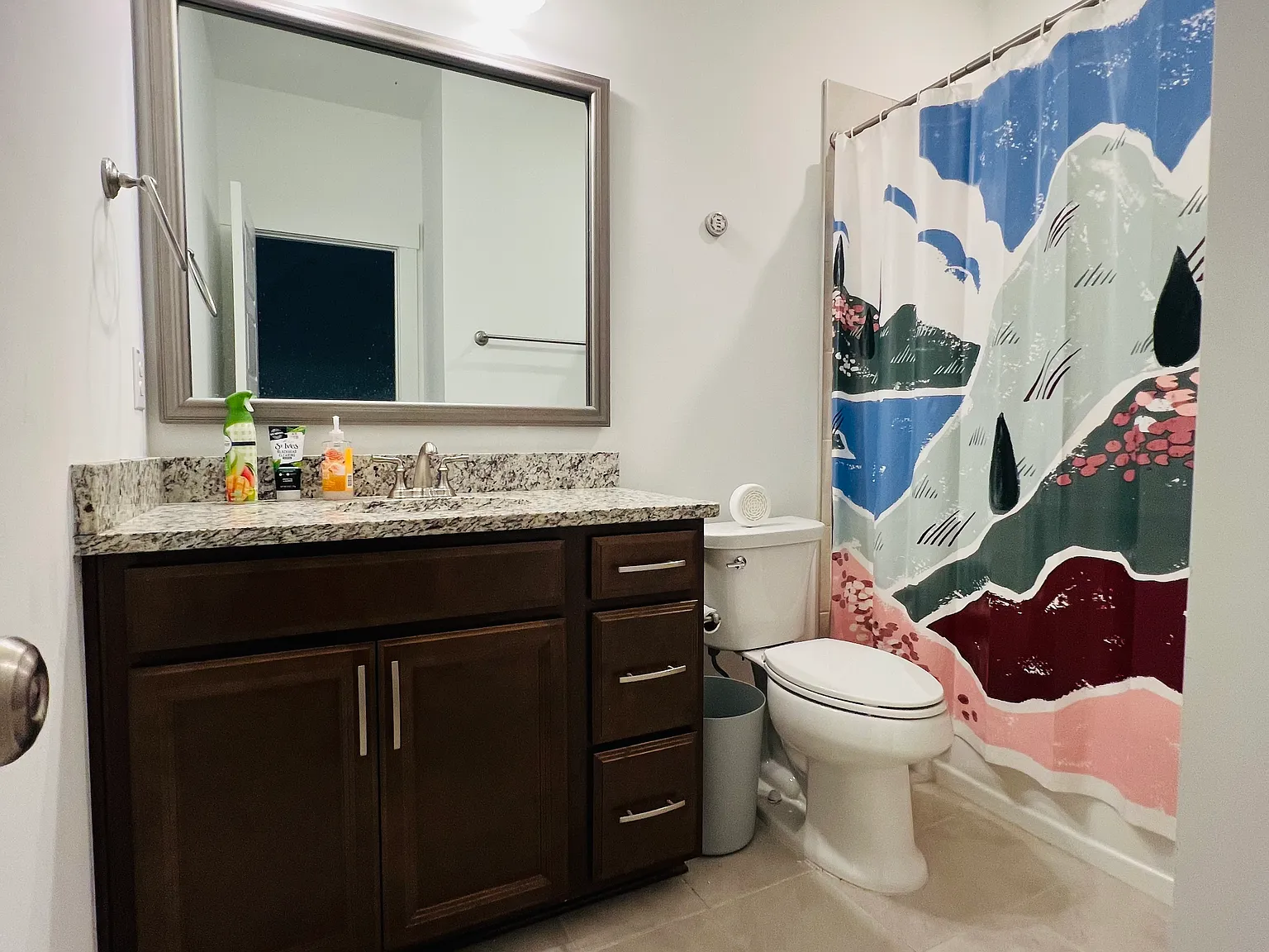 4 bed, 3.5 bath, 2280 sqft, $750 — Photo 3