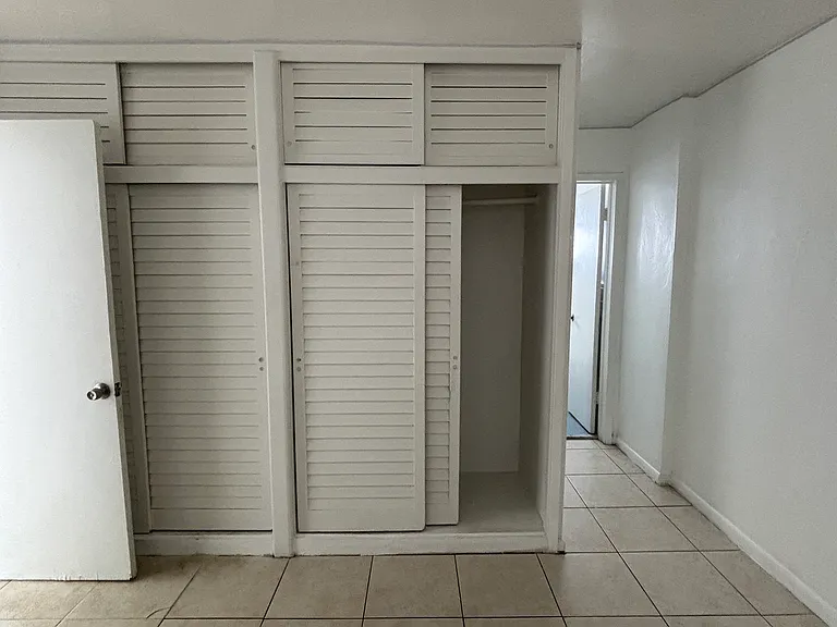 1251 W River Dr #7 — Photo 7