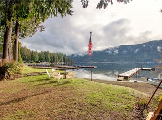 33744 N Shore Dr, Mount Vernon, WA