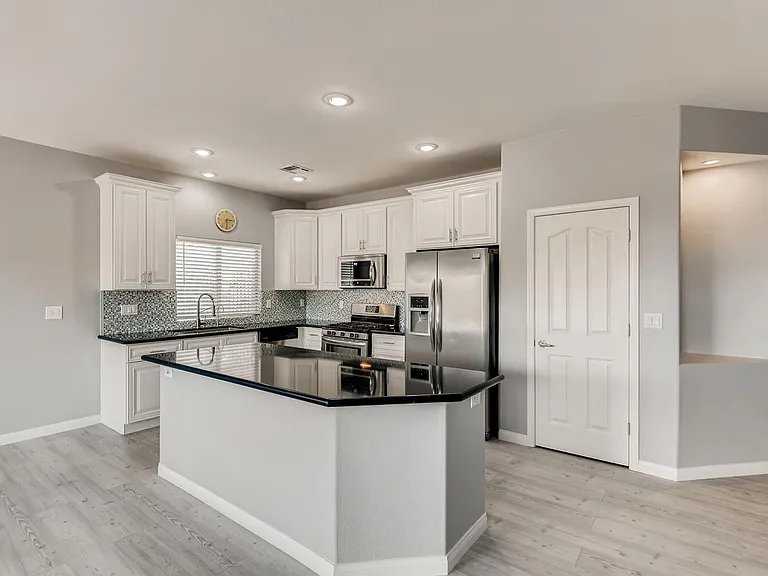 3594 Driving Range St — Photo 8