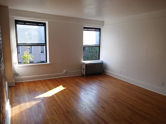 Rented by Renetta Real Estate | media 36