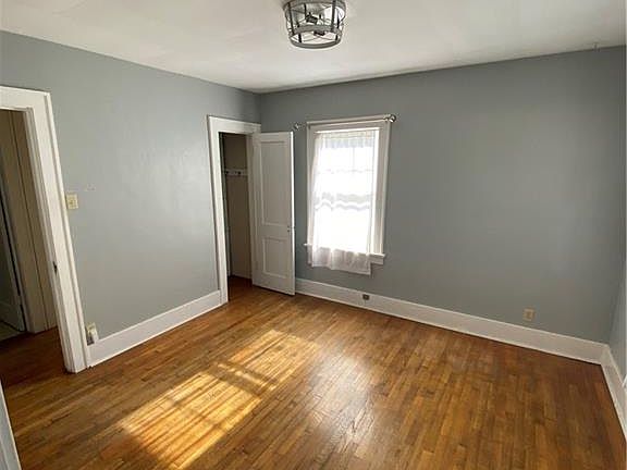 4th image of 2816 Mulberry St