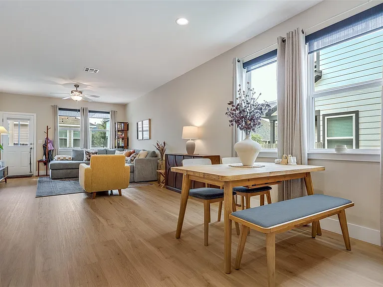 5403 Dimesky Ln — Photo 8