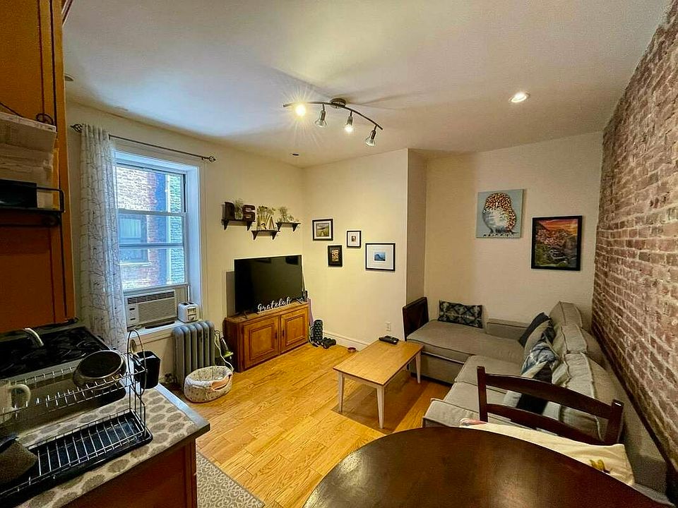 1st image of 1137 President St #3B1