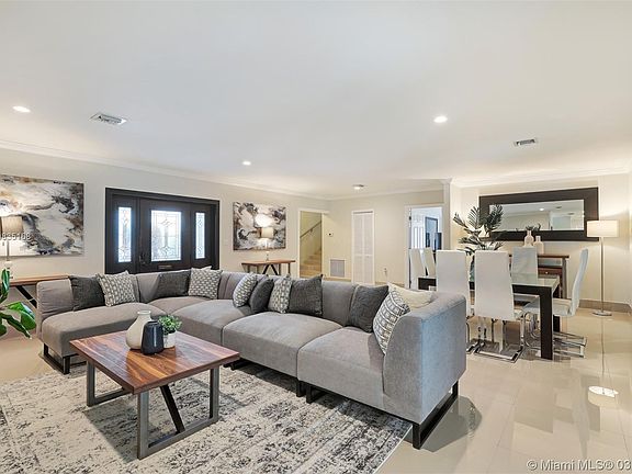 3rd image of 1217 Seabreeze Blvd #1217