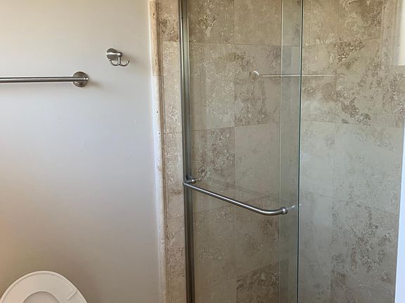 5th image of 133 Lansberry Ct