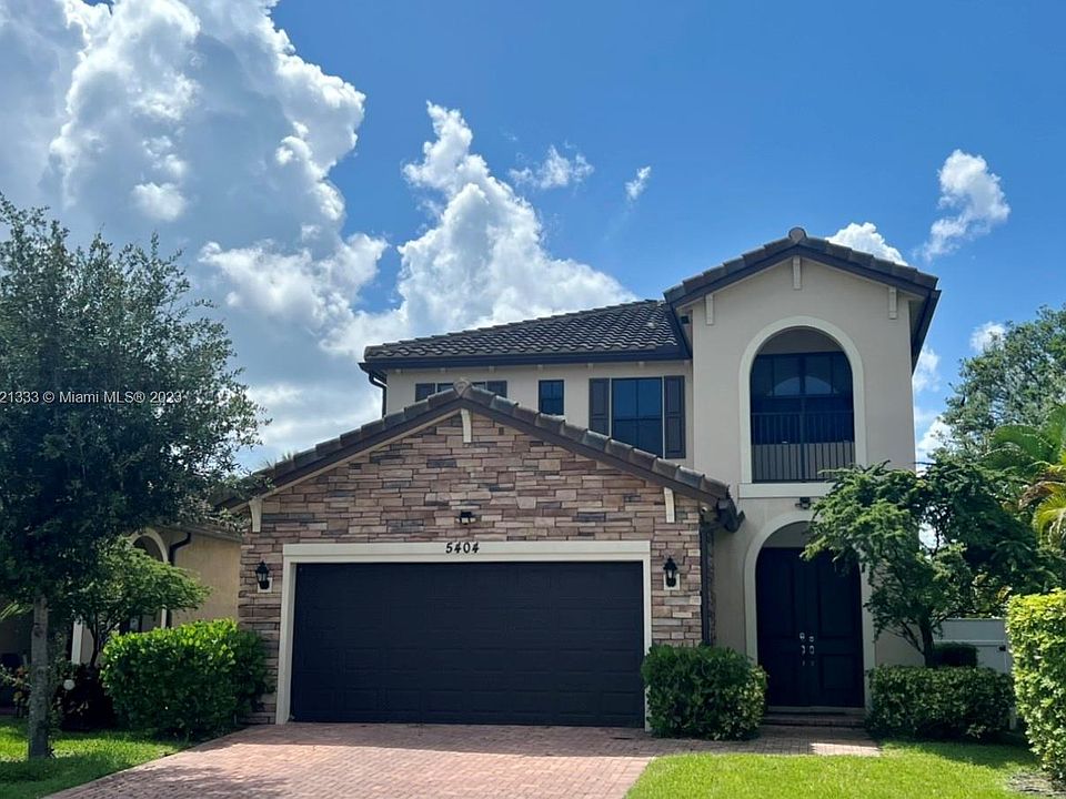 1st image of 5404 NW 48th Ln