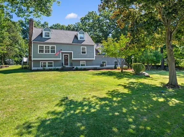 38 Pearson Dr, Newbury, MA 01951