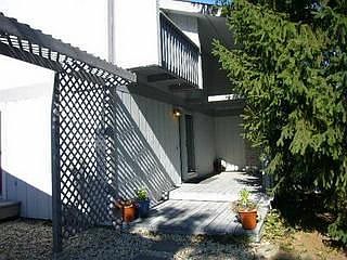 2nd image of 382 Allview Rd