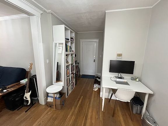 4th image of 110 Brainerd Rd APT 11