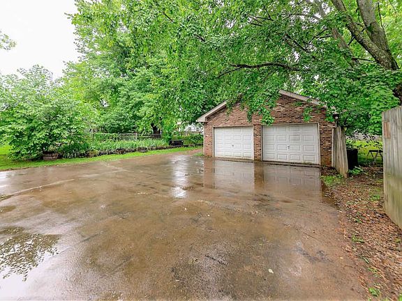 5th image of 2271 Blakemore Dr