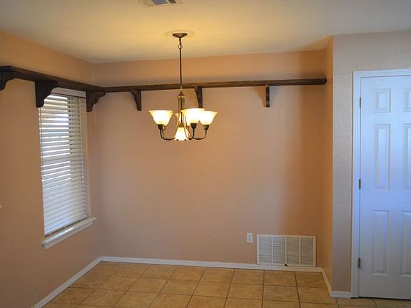 5th image of 2303 NW 76th St