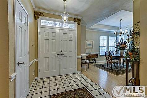 2nd image of 814 Teal Ln
