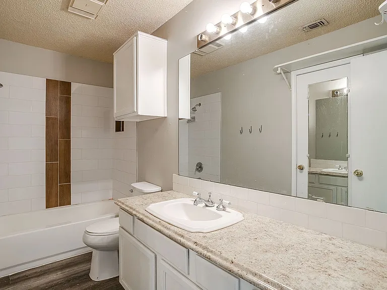 4517 Compass Ct — Photo 15