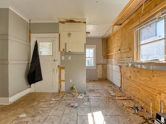 3rd image of 1814 3rd Ave