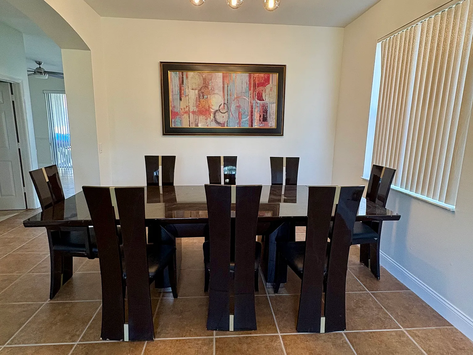 5 bed, 2782 sqft, $3,500 — Photo 3
