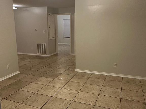3rd image of 416 Campbell St APT K
