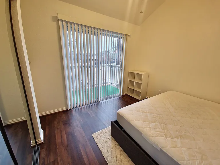 2313 Longview St #205 — Photo 10