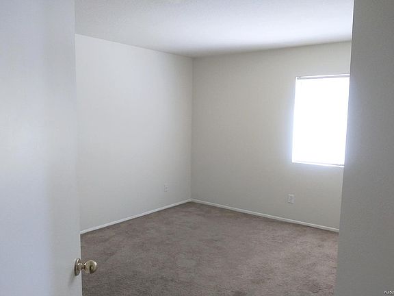 5th image of 12418 Del Amo Way