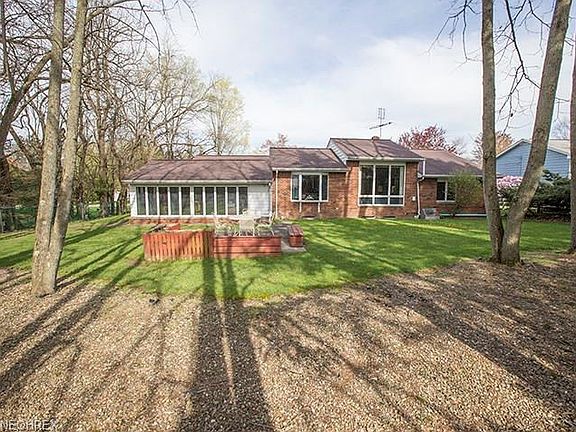 3rd image of 14840 Orchard Ave