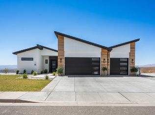 899 N Grand Heights Dr, Saint George, UT 84770