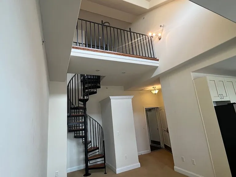 20-22 N Pitt St — Photo 9
