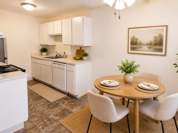 5804 Highway Pl APT 12