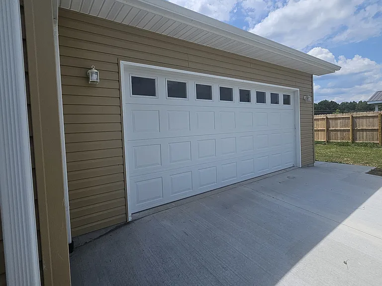 254 Georgee Rd — Photo 4