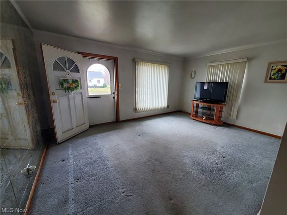 5th image of 4647 W 150th St