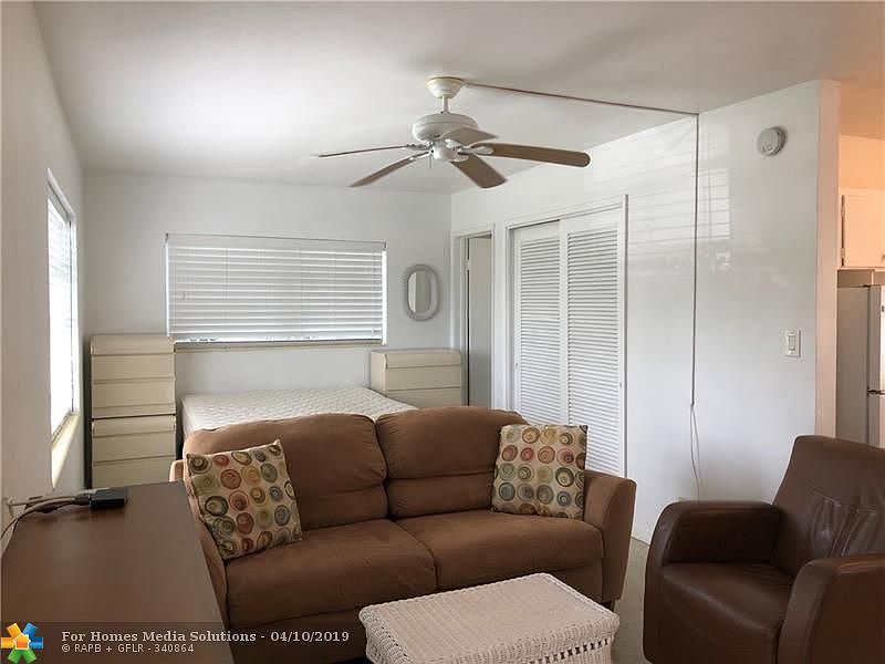 1st image of 3043 Harbor Dr APT 11