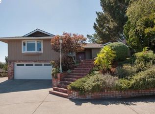 2160 Manzanita Dr, Oakland, CA