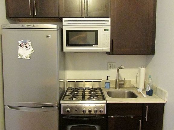 5th image of 510 E 12th St APT 13