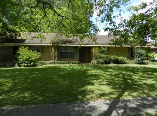 104 Janin Rd, Broussard, LA 70518