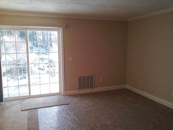5th image of 28 James St Unit 55
