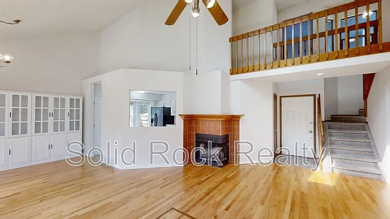 4 bed, 3.5 bath, 2961 sqft, $2,500 — Photo 2