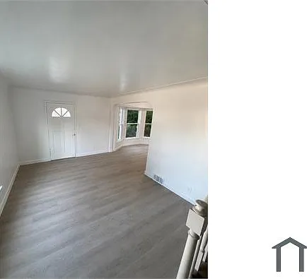 21748 Moross Rd — Photo 5