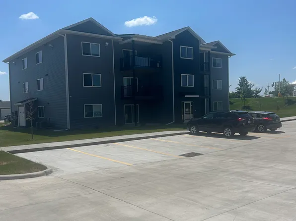 1-156 Acadia St, Waterloo, IA