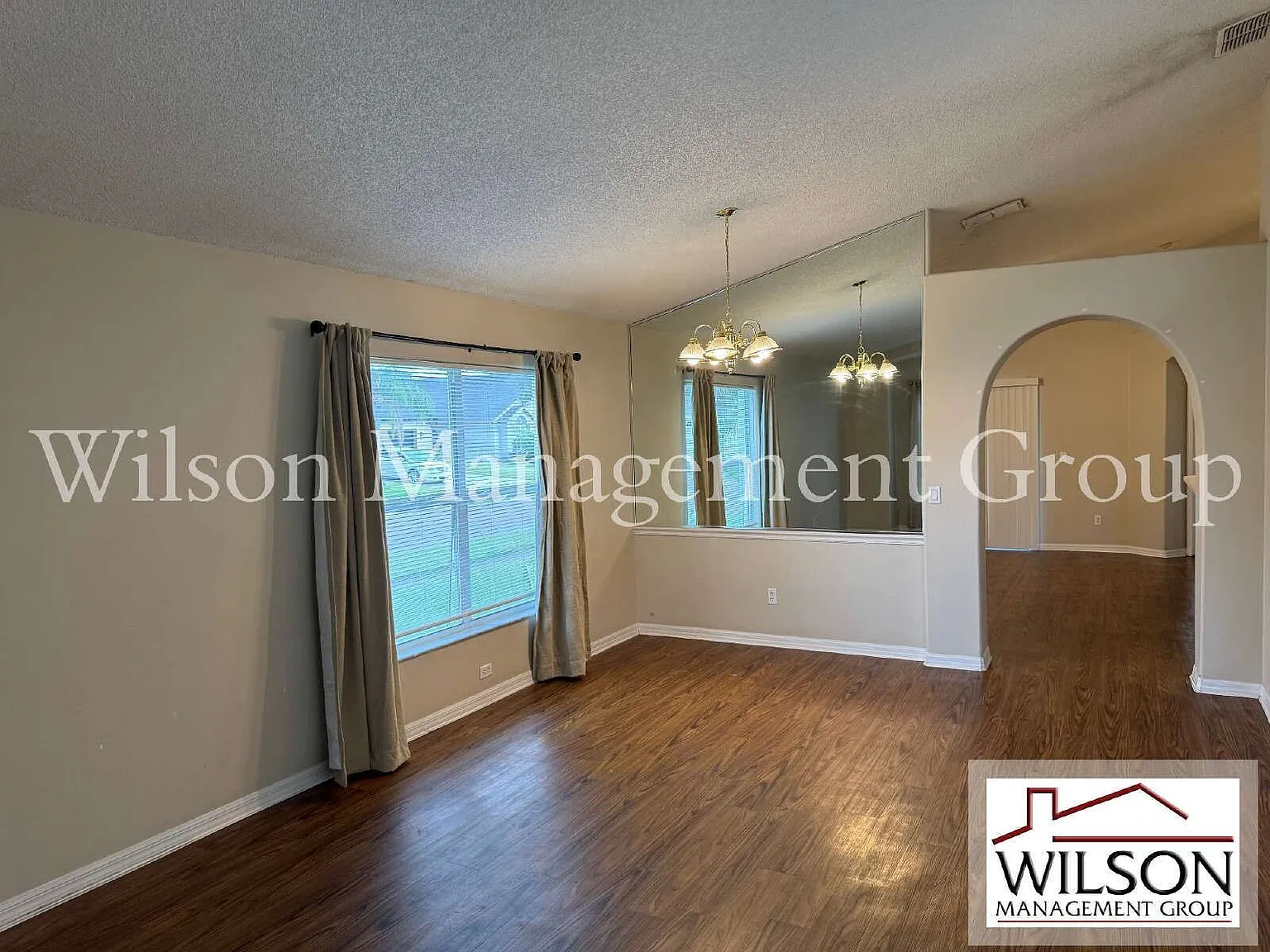 3 bed, 2.0 bath, 1772 sqft, $2,495 — Photo 2