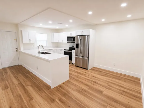 5424 Lakefront Boulevard #D, Delray Beach, FL 33484