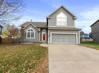 438 W Meadowlark St, Gardner, KS 66030