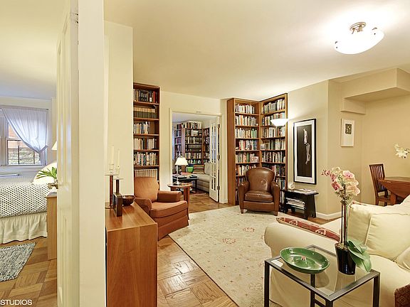 3rd image of 333 E 79th St APT 1S