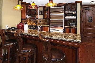 3rd image of 100 E Thomas Pl #2052